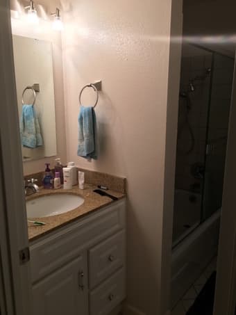 $1500 Furnished bedroom in 2bdr/2bath MV apartment: 7/31 - 9/3 3