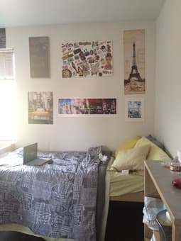 1 bedroom in a spacious Lyman Apartment for a Female! 1