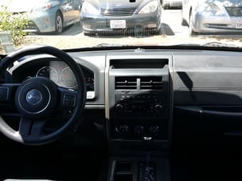2012 Jeep Liberty Rental - $400 3