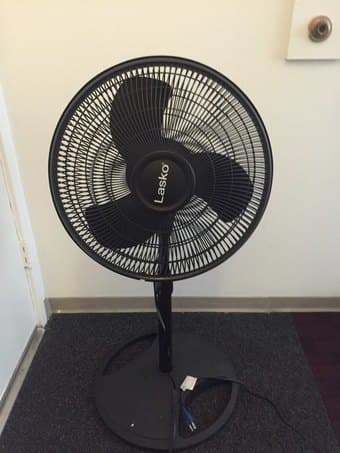 Fan - 16 inch (almost new) 1
