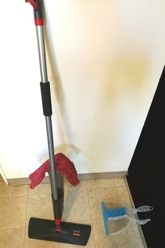 spray mop $5 1