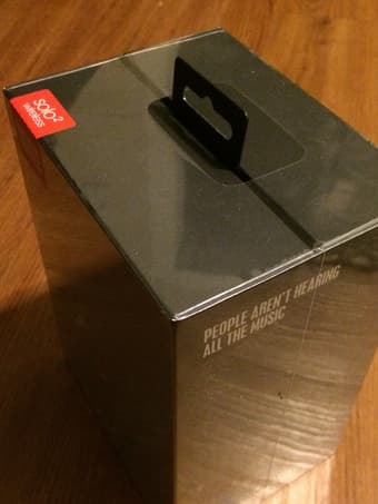Beats Solo2 Wireless Headphones - Black - NEW 2