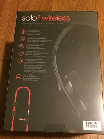 Beats Solo2 Wireless Headphones - Black - NEW 3