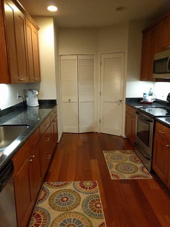 Spacious, modern 2BR/2Ba Condo near SJ Diridon Caltrain 2