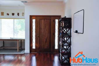 Large 6 bedroom house - looking for Housemates! 3