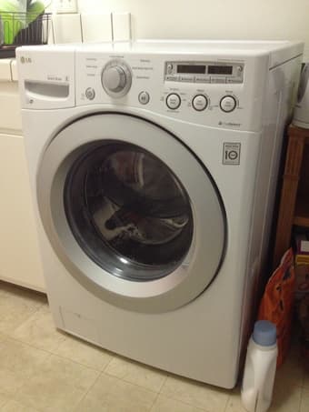 LG Washing Machine, White $200 3