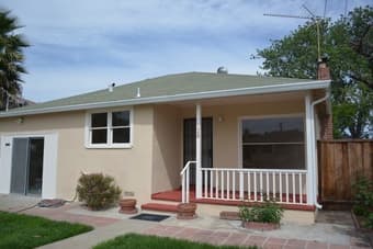 2B/1B house for rent in EPA 1