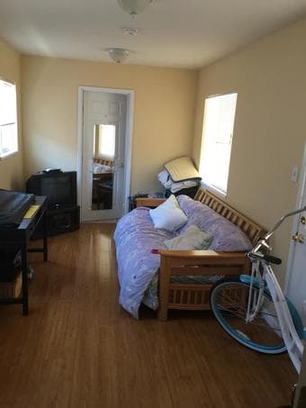 $1000 Room for Rent in East bay/San Lorenzo 1