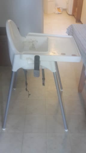 Infant Seat +  Free High Chair with Tray 2