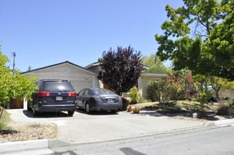 Large house with lots of natural light. Bike to Apple. Close to Google 1