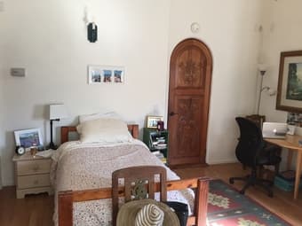 beautiful studio in Palo Alto, Sept 2 - Sept 24 1