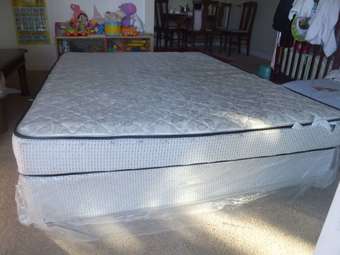 Queen size bed (mattress and box) 1