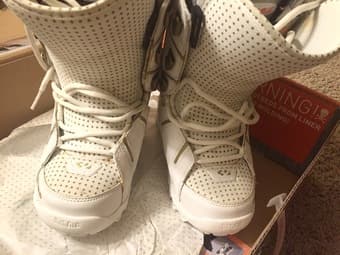 Womens Snowboard Boots $50 2
