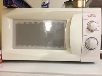 Microwave $10 1