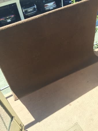 moving sale - rug and lamp 1