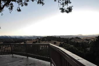 Large secluded house w/beautiful view. Walk to Tesla. Close to Stanfor 3