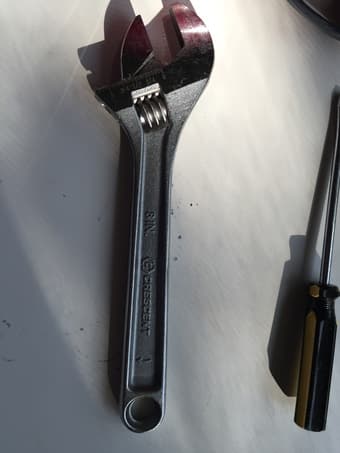 screw driver and wrench 3