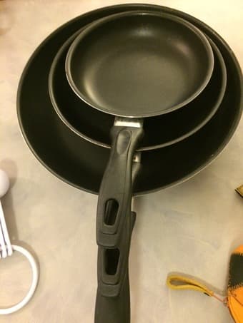 Pots and pans, knives, dishes for sale 1