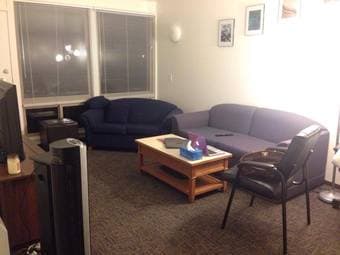 Room in 2BD/1BA Stanford Campus Escondido Village) 08/16-09/07 1