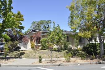 Room in Cupertino House near Apple - live with professionals 1