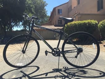 $75 700c 24" Roadmaster Adventures Bike w/ bike lock! ($150 Retail) 1
