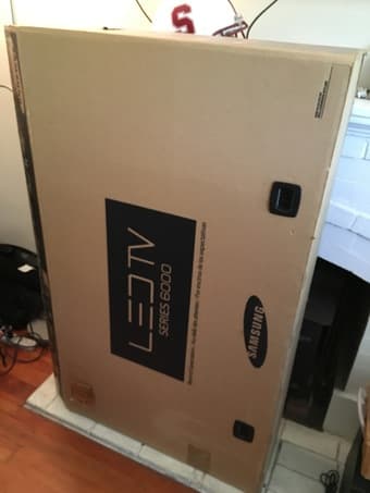 46-inch Samsung LED TV (6000 series) + wall mount - $250 2