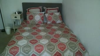 Queen Bed (mattress & frame, or mattress for less) - $300 (palo alto) 1