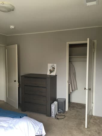 The "Corner Room." Beautiful, Sunny, Peaceful. $1000. Female. 2