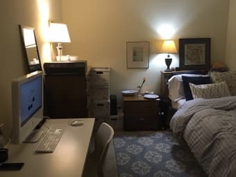 $1300 1 bedroom available in Sept near Stanford for female roommate 1