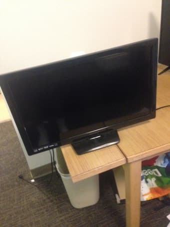 24' Magnavox TV $25 1