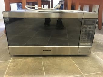 Panasonic microwave $50 1