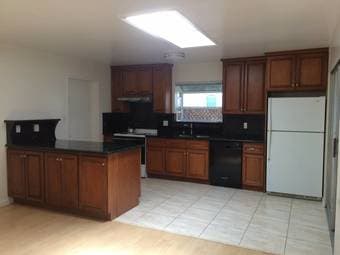 Cute Mountain View House - very close to google 2