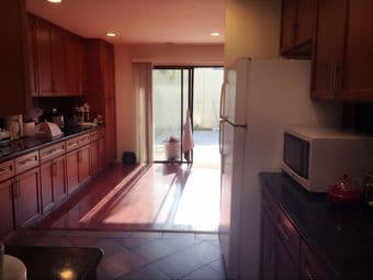 短租Townhouse里大主卧，Santa Clara，$1000，包含所有Utility 2