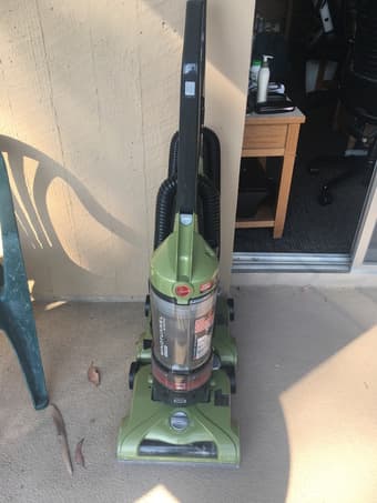 Hoover WindTunnel Vacuum $50 obo 1