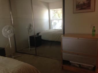 Menlo Park Room and Bath 3
