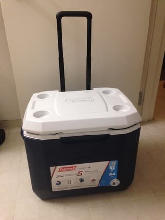 [Moving Sale] Coleman 50 Quart Cooler $30 1