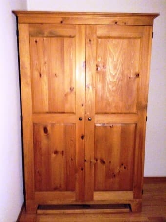 Beautiful Closet for Sale, Good Condition 1