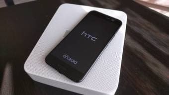 HTC 10 *UNLOCKED* Carbon Gray color/32GB Mint Condition - $585 1