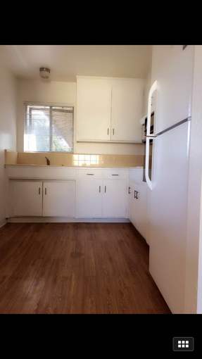$2480 Mountain View Ave 2b1b Apt renting 3