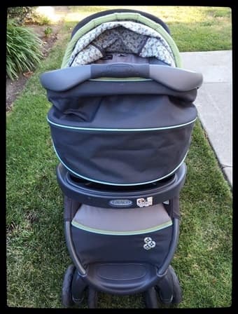 Graco SnugRide Click Connect 30 Travel System ($70) 2