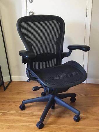 Aeron Herman Miller Office Chair $400 (original value $929) 1