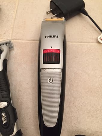THREE ELECTRIC SHAVERS 3