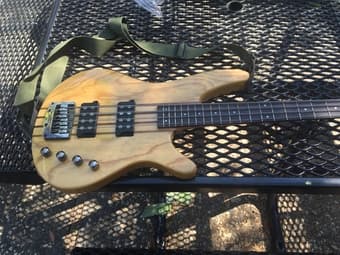 Ibanez Bass Guitar SRX 700: $299 1
