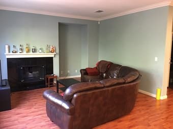 $1100 1Br in Beautiful House 3