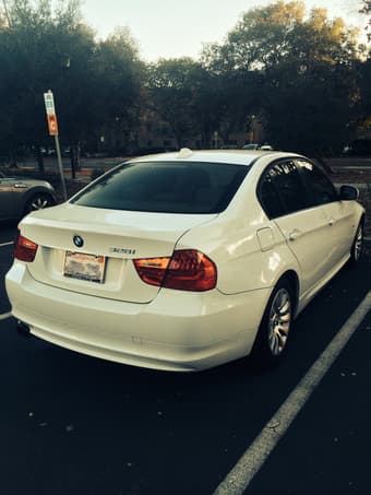 BMW328i White '09 - Great Condition & Low Price for Stanford Community 2