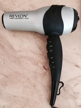Hair Dryer REVLON $10 1