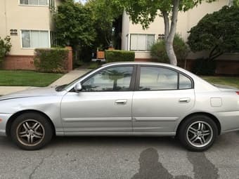 Hyundai Elantra 2005 - $2500 (palo alto) 2