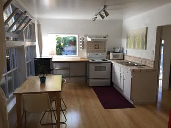 cottage for RENT- 1 bd in College Terrace 2