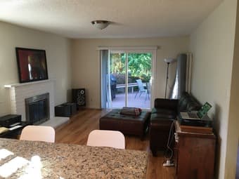 Looking for 4th roommate for great house in Palo Alto 2