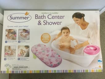 Baby bath and shower + Chico infant car seat 1